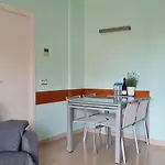Fantastic 3 Bedroom Apartment, 300m To The Sea Lejlighed *